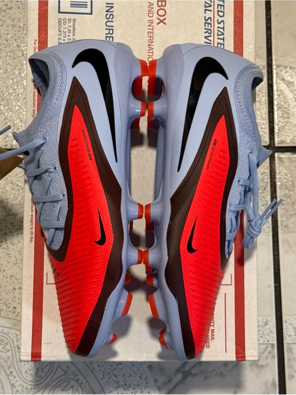 New Nike Jr. Phantom 6 Low Pro MG Soccer Cleats Big Kids Size 6Y HM9204-400